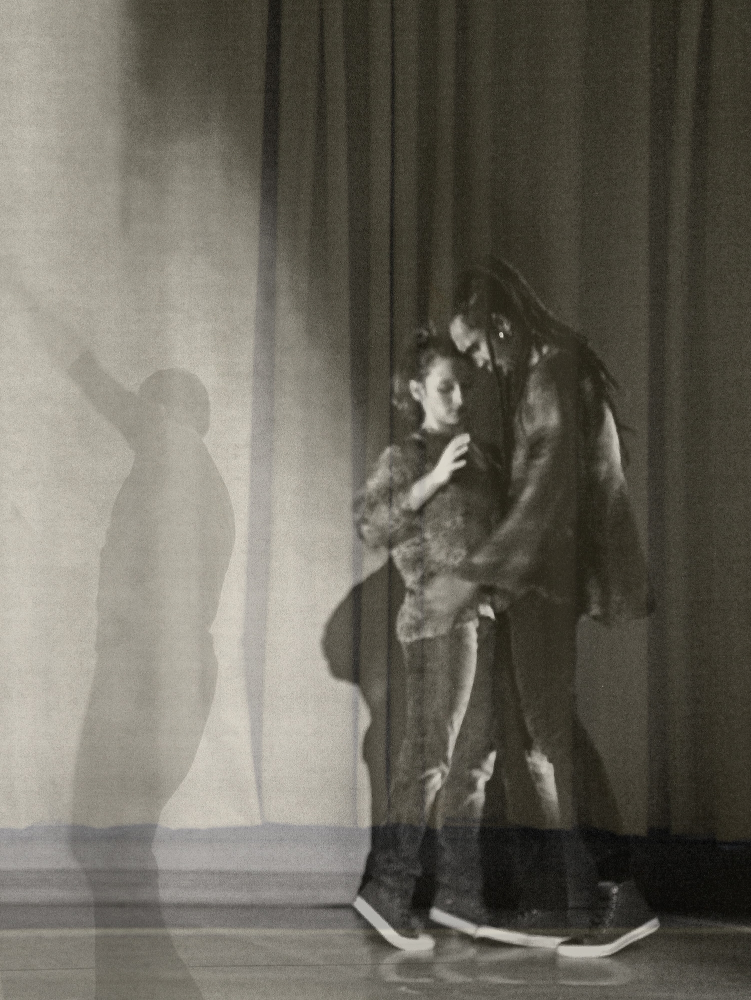Carina Martins - Diálogos em lugares não imaginados - bailarinos na peça Jim de Paulo Ribeiro no Teatro Viriato